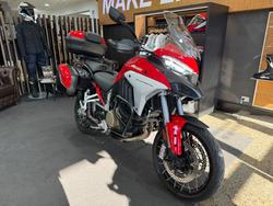 2021 DUCATI MULTISTRADA V4 S Red