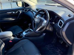 2017 NISSAN QASHQAI Ti