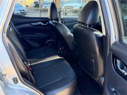 2017 NISSAN QASHQAI Ti