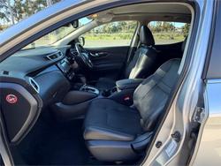 2017 NISSAN QASHQAI Ti