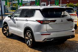 2026 Mitsubishi Outlander Exceed