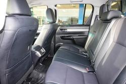 2022 Toyota Hilux SR5