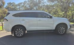 2022 Isuzu MU-X LS-U