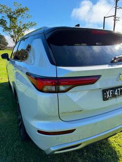 2025 Mitsubishi Outlander PHEV Exceed Tourer