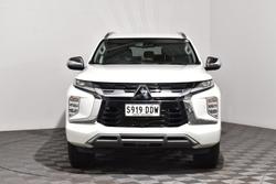 2024 Mitsubishi Pajero Sport Exceed
