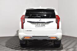 2024 Mitsubishi Pajero Sport Exceed