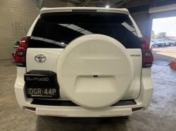 2022 Toyota Landcruiser Prado Kakadu