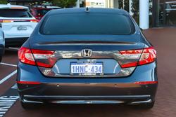 2022 Honda Accord VTi-LX