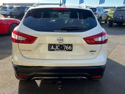 2015 Nissan QASHQAI Ti