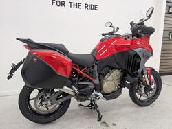 2025 DUCATI MULTISTRADA V4 S Red
