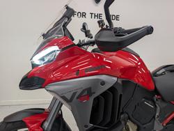 2025 DUCATI MULTISTRADA V4 S Red