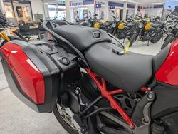 2025 DUCATI MULTISTRADA V4 S Red