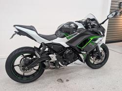 2022 Kawasaki NINJA 650L White
