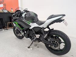 2022 Kawasaki NINJA 650L White