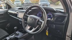 2019 Toyota Hilux SR