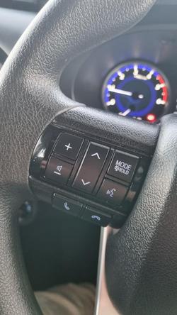 2019 Toyota Hilux SR