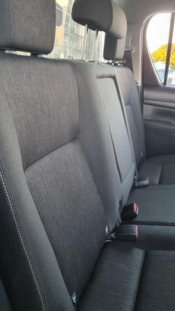 2019 Toyota Hilux SR