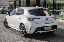 2020 Toyota Corolla ZR Hybrid