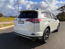 2017 Toyota RAV4 GXL