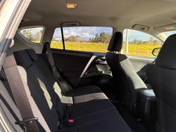 2017 Toyota RAV4 GXL