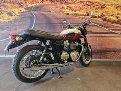 2025 Triumph Bonneville T120 Bonneville Red