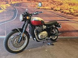 2025 Triumph Bonneville T120 Bonneville Red