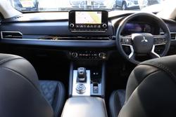 2024 Mitsubishi Outlander PHEV Exceed