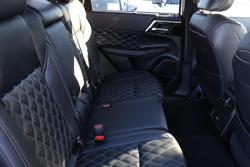 2024 Mitsubishi Outlander PHEV Exceed