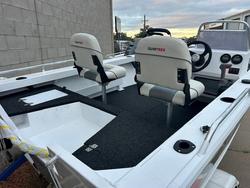 2026 QUINTREX 420 Renegade SC