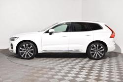 2021 Volvo XC60 B5 Inscription