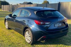 2015 Mazda 3 Maxx