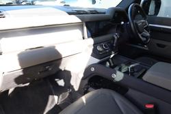 2022 Land Rover Defender 110 D300 SE