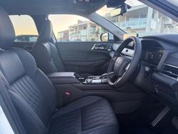 2025 Mitsubishi Outlander Exceed