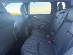 2025 Mitsubishi Outlander Exceed