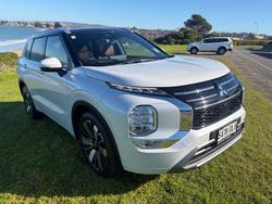 2025 Mitsubishi Outlander Exceed Tourer