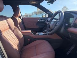 2025 Mitsubishi Outlander Exceed Tourer