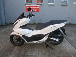 2023 Honda 2023 HONDA 125CC WW125 PCX125 WHITE