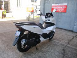 2023 Honda 2023 HONDA 125CC WW125 PCX125 WHITE