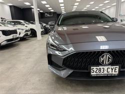 2023 MG MG5 Essence
