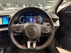 2023 MG MG5 Essence