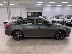 2023 MG MG5 Essence