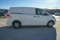 2023 LDV G10 +
