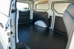 2023 LDV G10 +
