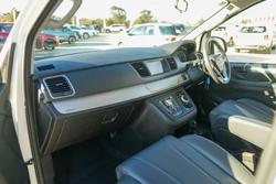 2023 LDV G10 +