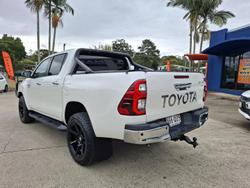2021 Toyota Hilux SR5