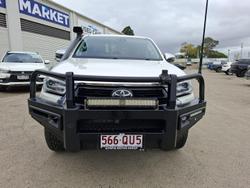 2021 Toyota Hilux SR5