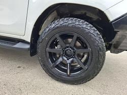 2021 Toyota Hilux SR5