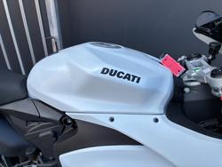 2022 Ducati PANIGALE V2 WHITE
