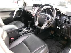 2017 Toyota Landcruiser Prado Altitude