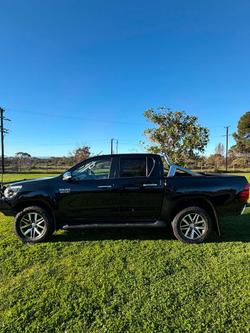 2016 Toyota Hilux SR5